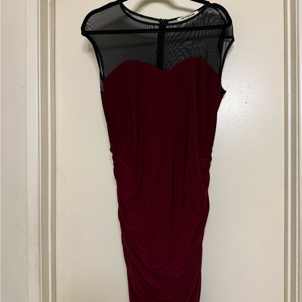Mystic Red Sheath Dress with Cap Sleeves and Sweetheart Neckline